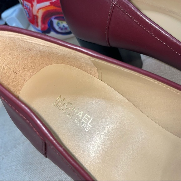 Michael Kors NWOB! Leather Merlot Burgundy  Padma Mid Loafer Pumps Block Heel - Picture 12 of 14